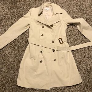 Brand New- Tan Trench Coat - Size L